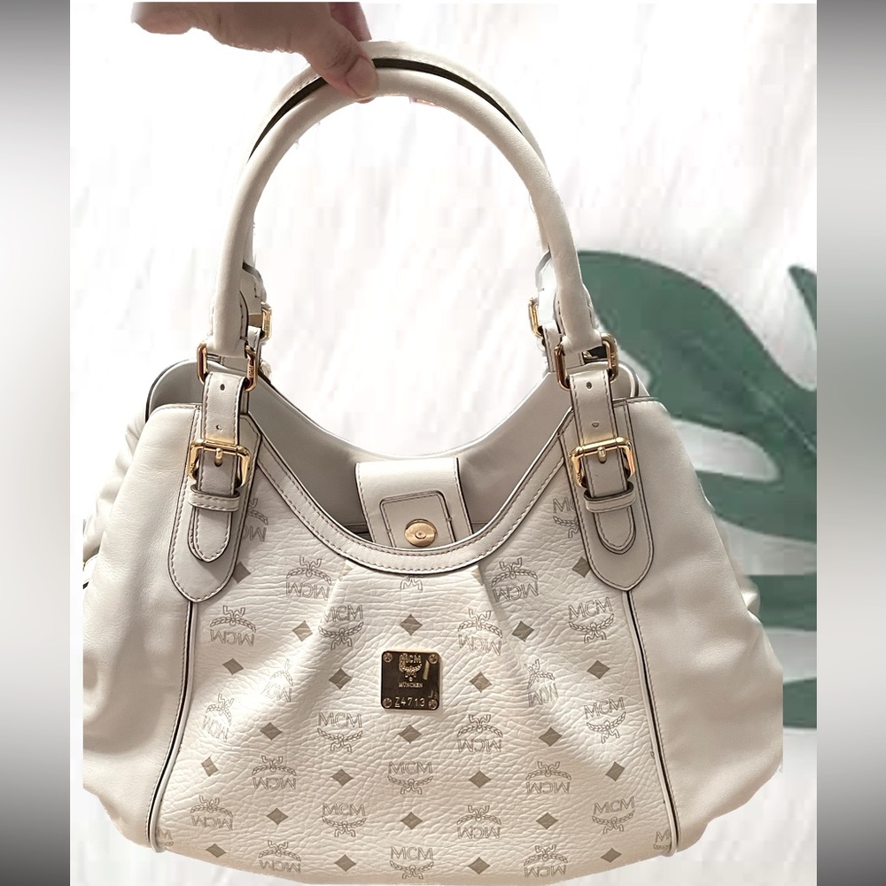 MCM White Visetos Coated Canvas & Leather Shoulder Bag/Large Hobo Bag